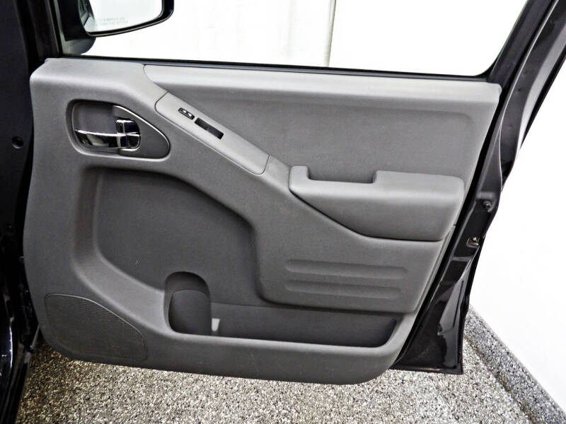 2017 Nissan Frontier SV