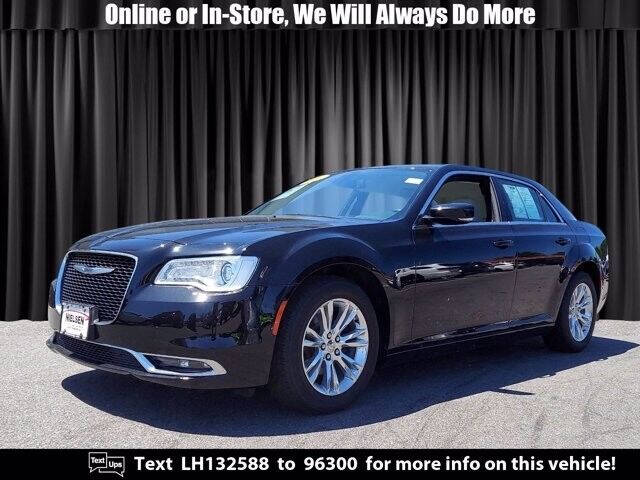 2020 Chrysler 300 Touring L
