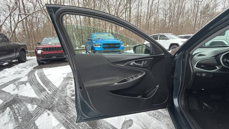 2021 Chevrolet Malibu RS