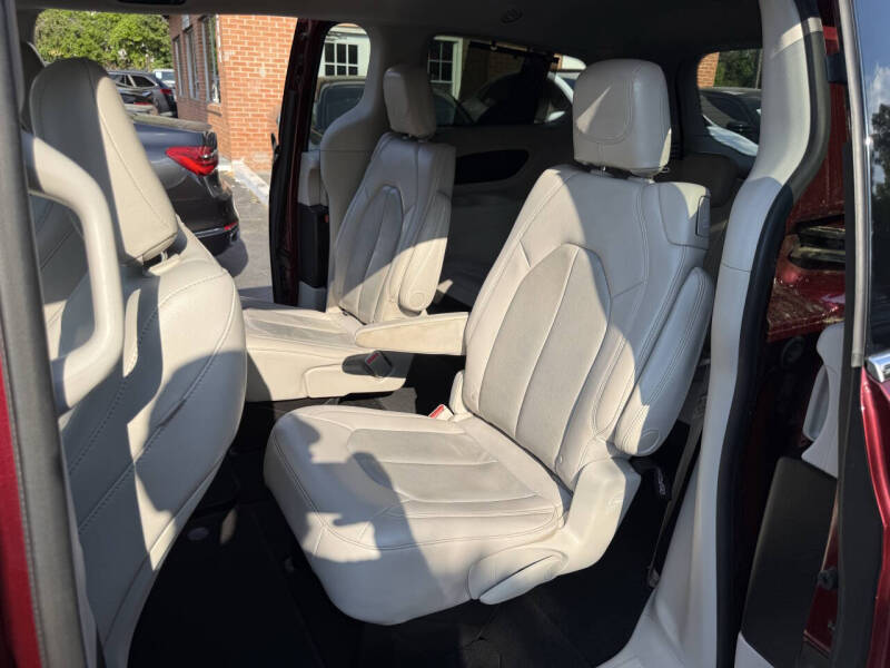2018 Chrysler Pacifica Touring L