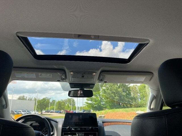 2023 Nissan Armada 22