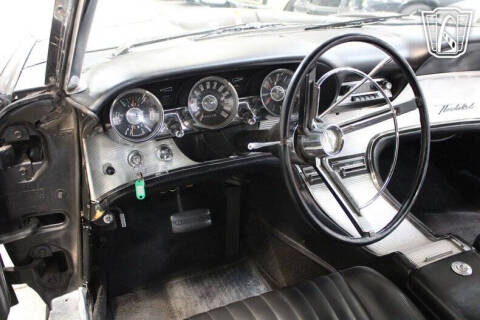 1962 Ford Thunderbird