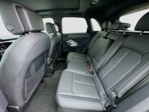 2023 Audi Q3 quattro S line Prem Plus 45 TFSI