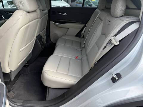 2019 Cadillac XT4 Premium Luxury