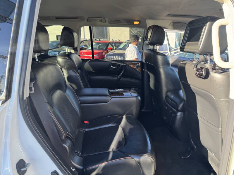 2017 Nissan Armada Platinum