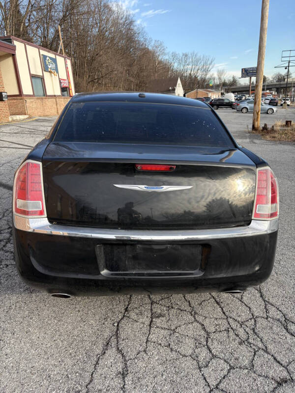 2013 Chrysler 300