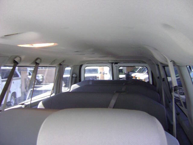 2011 Ford E-Series E-350 SD XL