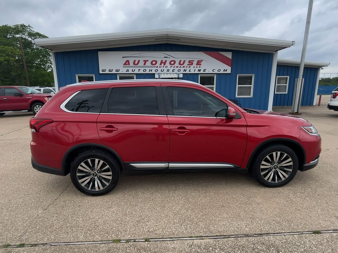 2019 Mitsubishi Outlander for sale at Autohouse Auto Finance in Tyler, TX