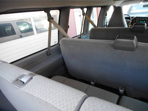 2017 Chevrolet Express LT 3500
