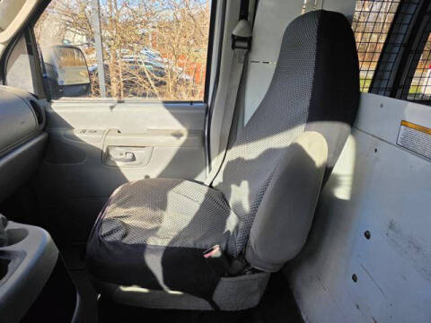 2005 Ford E-Series E-250