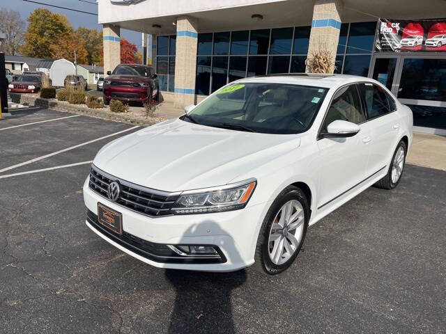 2017 Volkswagen Passat V6 SEL Premium