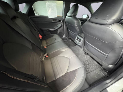 2022 Toyota Avalon Hybrid XSE Nightshade