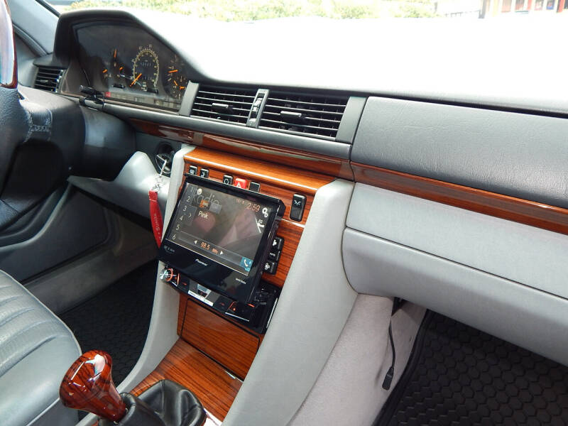 1995 Mercedes-Benz E-Class E 300D