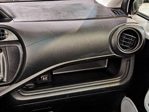 2012 Toyota Prius c Three