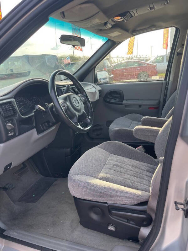 2003 Pontiac Montana Value