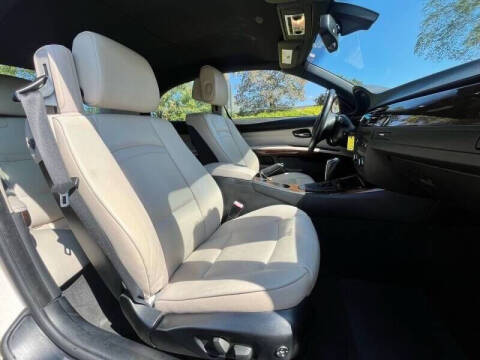 2012 BMW 3 Series 328i