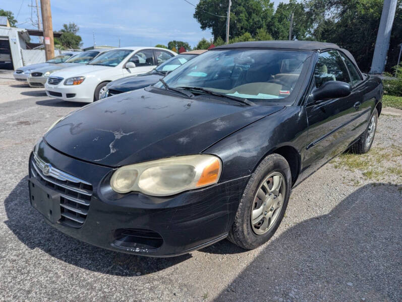 2004 Chrysler Sebring Base