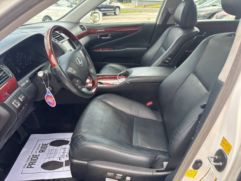 2011 Lexus LS 460