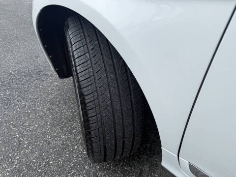 2016 Volvo XC60 T5 Drive-E Platinum