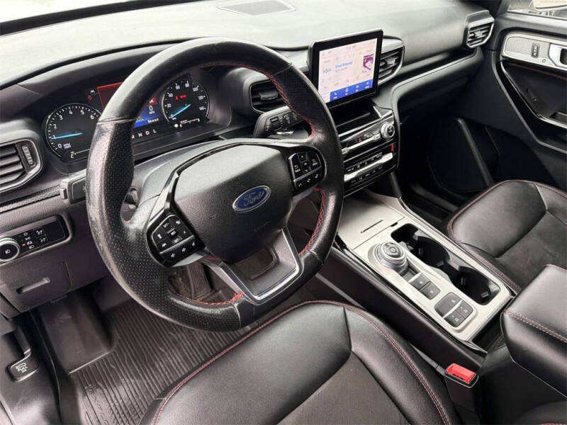 2023 Ford Explorer ST-Line