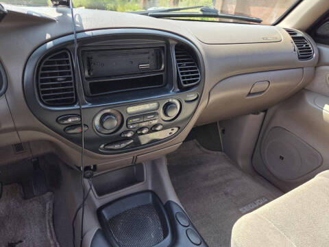2003 Toyota Sequoia SR5