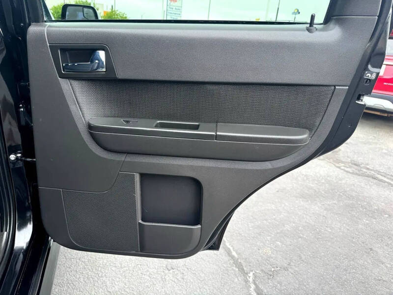 2011 Ford Escape XLT