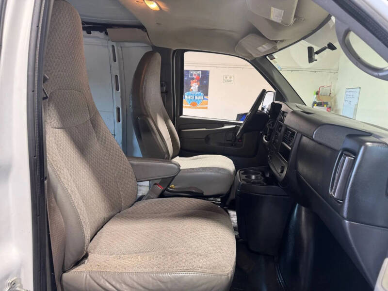 2013 Chevrolet Express 2500