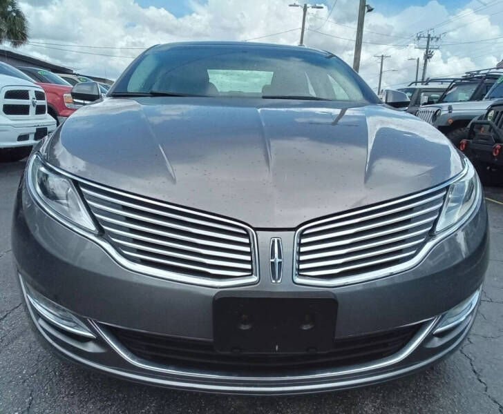 2014 Lincoln MKZ
