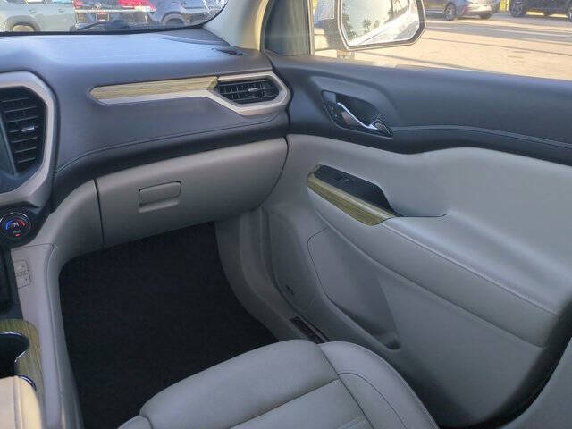 2019 GMC Acadia Denali