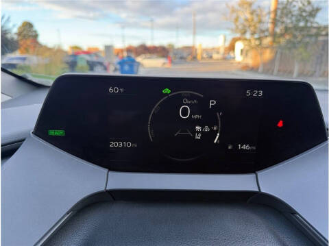 2023 Toyota Prius LE