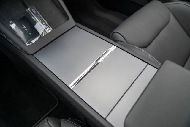2024 Tesla Model 3 21