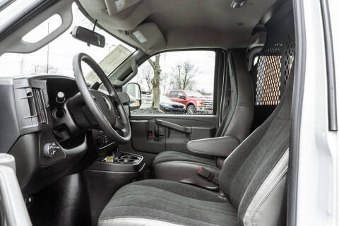 2023 GMC Savana 2500