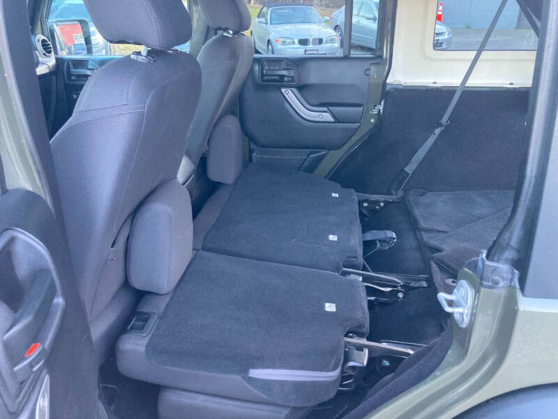 2015 Jeep Wrangler Unlimited Sport