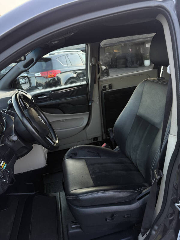 2017 Dodge Grand Caravan SXT