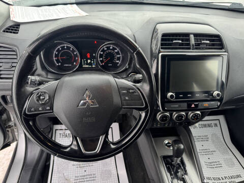 2020 Mitsubishi Outlander Sport SE