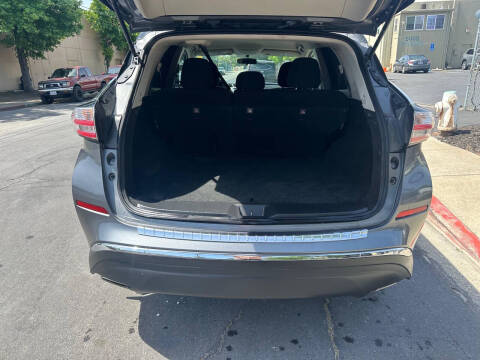2017 Nissan Murano SV