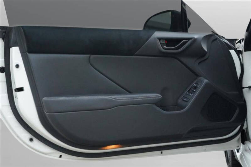 2023 Toyota GR86 Premium