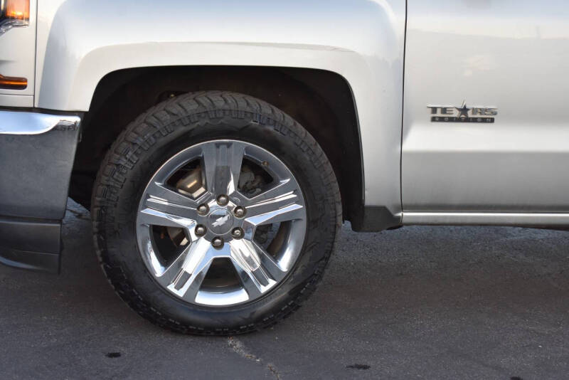 2019 Chevrolet Silverado 1500 LD Custom