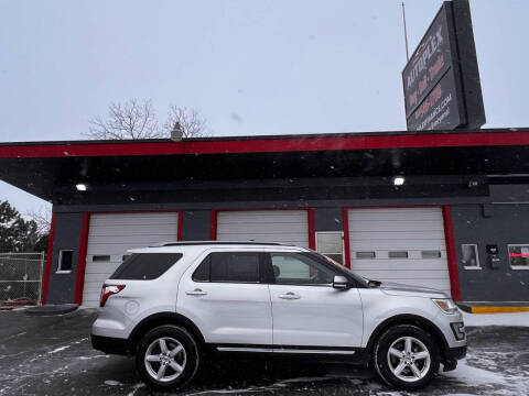 2017 Ford Explorer for sale at AUTOPLEX OF MILWAUKEE in Milwaukee WI