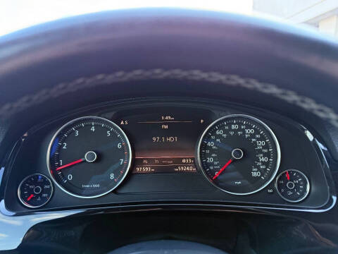 2017 Volkswagen Touareg V6 Wolfsburg