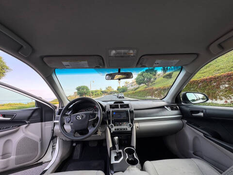 2012 Toyota Camry SE