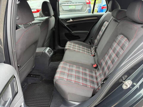 2015 Volkswagen Golf GTI Autobahn