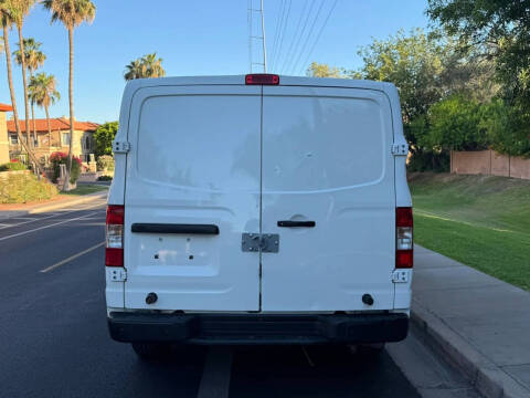 2017 Nissan NV