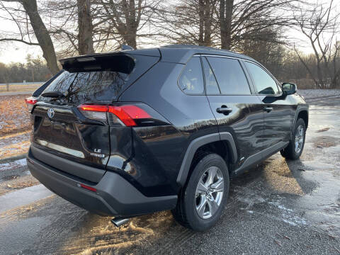 2024 Toyota RAV4 Hybrid LE