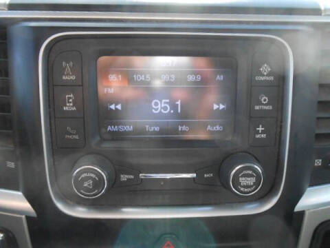 2015 RAM 1500 SLT