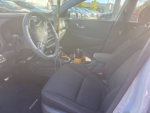 2023 Hyundai Kona SEL