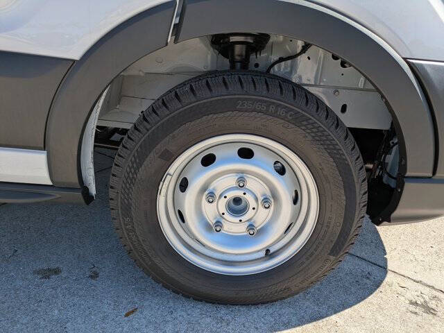 2025 Ford Transit