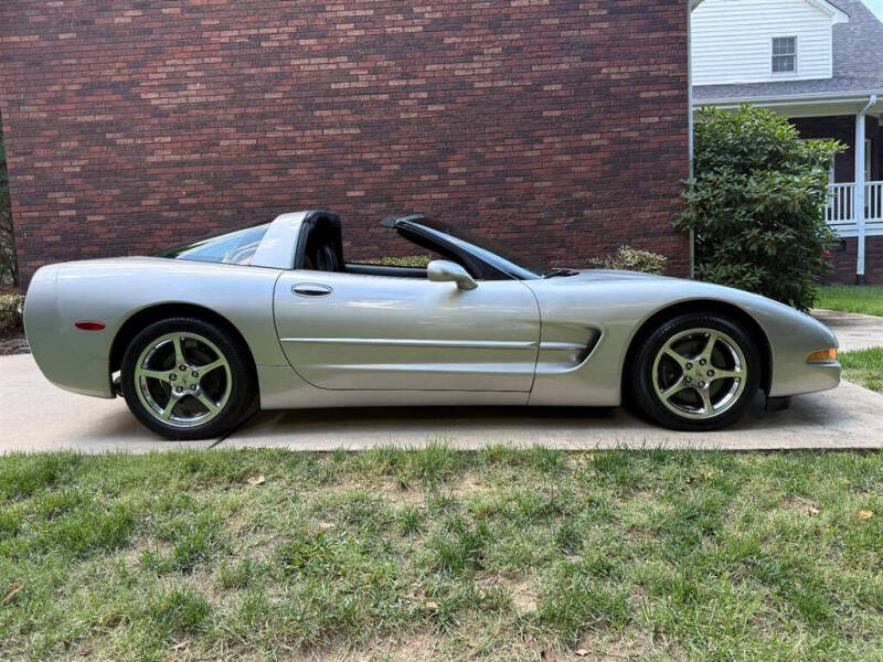 2004 Chevrolet Corvette