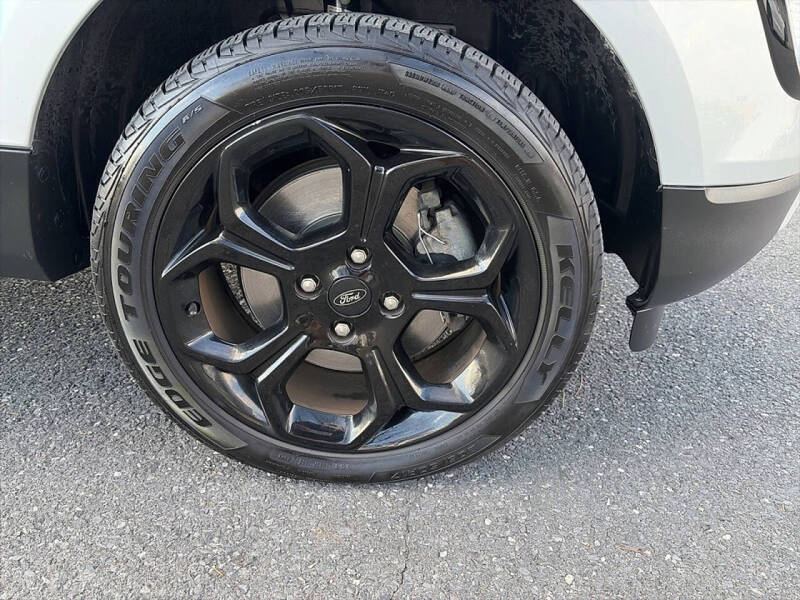 2022 Ford EcoSport SES