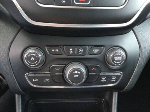 2019 Jeep Cherokee Altitude